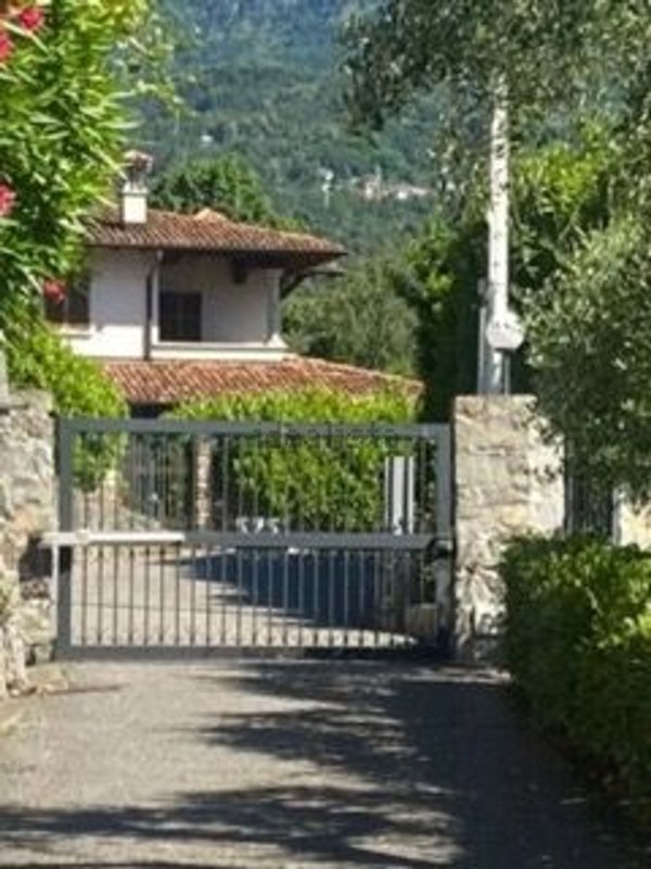 appartamento in vendita a Menaggio