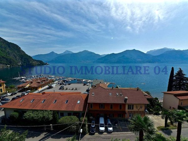 casa indipendente in vendita a Menaggio