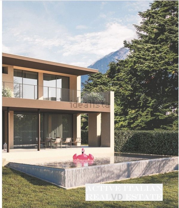 casa indipendente in vendita a Menaggio