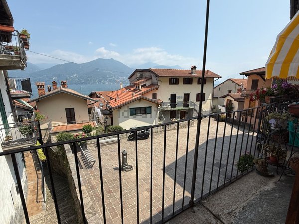 appartamento in vendita a Menaggio in zona Nobiallo