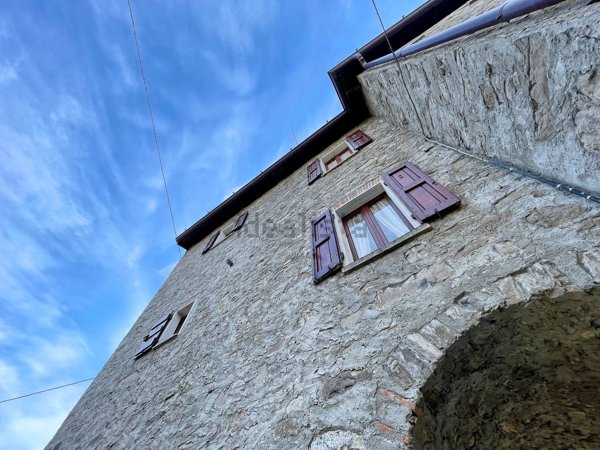 appartamento in vendita a Menaggio in zona Croce