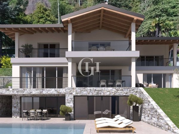 casa indipendente in vendita a Menaggio