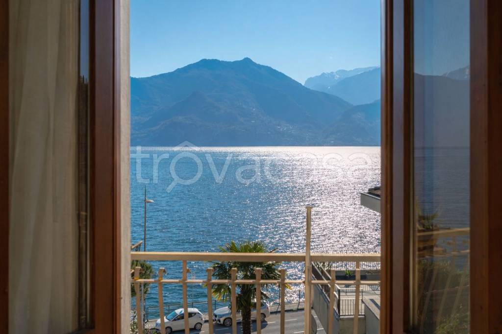 casa indipendente in vendita a Menaggio in zona Nobiallo