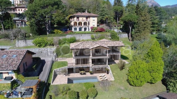 casa indipendente in vendita a Menaggio