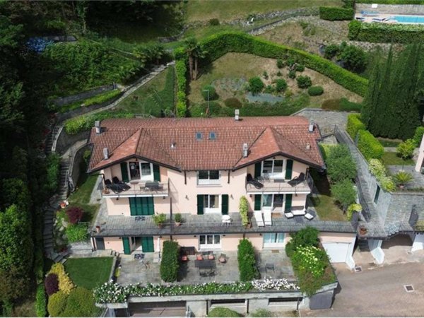 appartamento in vendita a Menaggio in zona Loveno