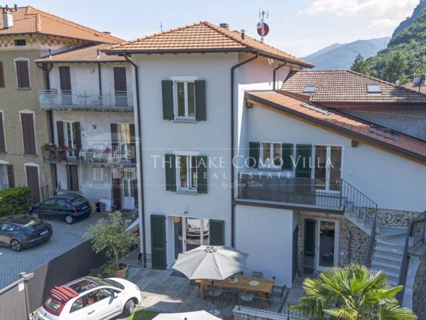 casa indipendente in vendita a Menaggio in zona Sonenga