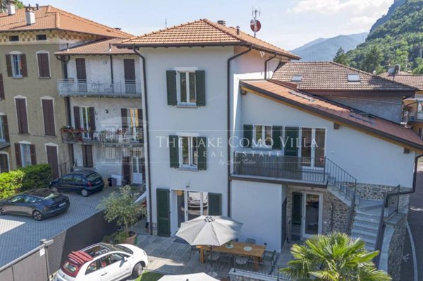 casa indipendente in vendita a Menaggio in zona Sonenga