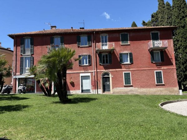 appartamento in vendita a Menaggio in zona Castello