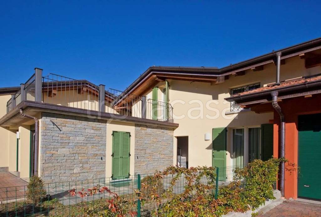 casa indipendente in vendita a Menaggio in zona Croce