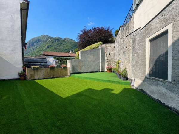 appartamento in vendita a Menaggio in zona Castello