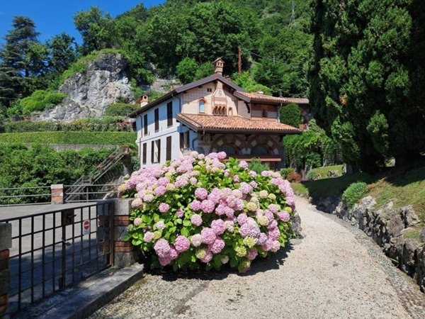 appartamento in vendita a Menaggio in zona Nobiallo