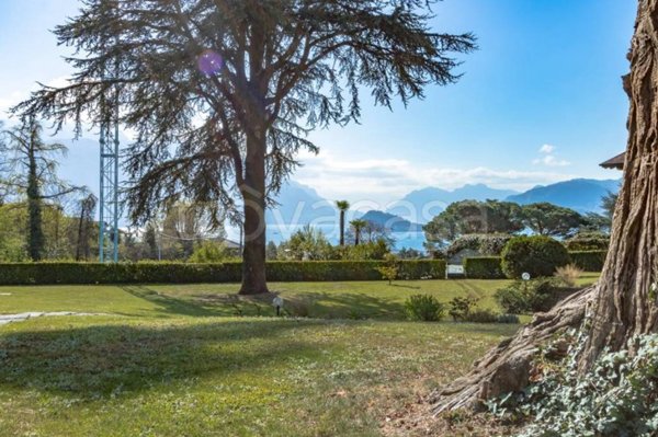 appartamento in vendita a Menaggio in zona Loveno