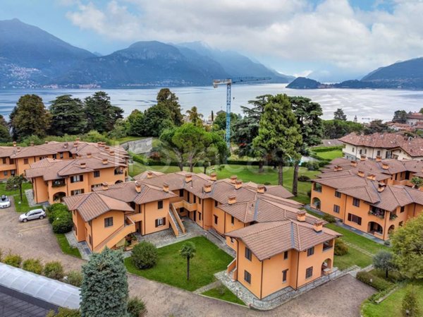 appartamento in vendita a Menaggio in zona Loveno