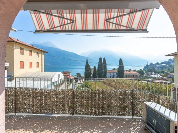 appartamento in vendita a Menaggio in zona Castello