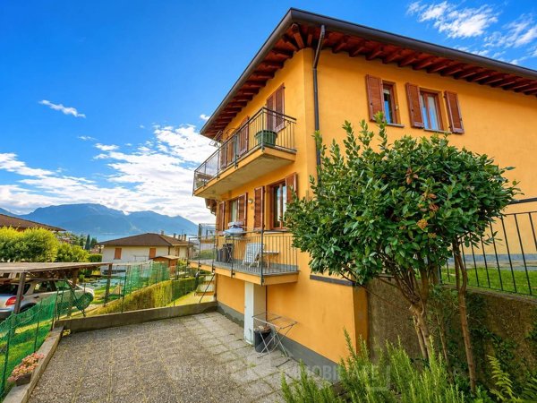 appartamento in vendita a Menaggio in zona Loveno