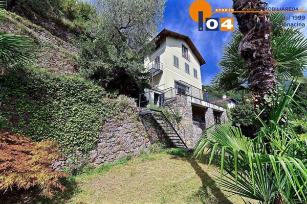 casa indipendente in vendita a Menaggio in zona Castello