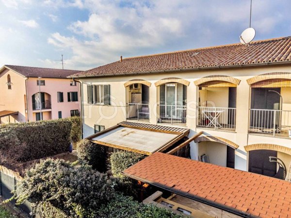 appartamento in vendita a Merone