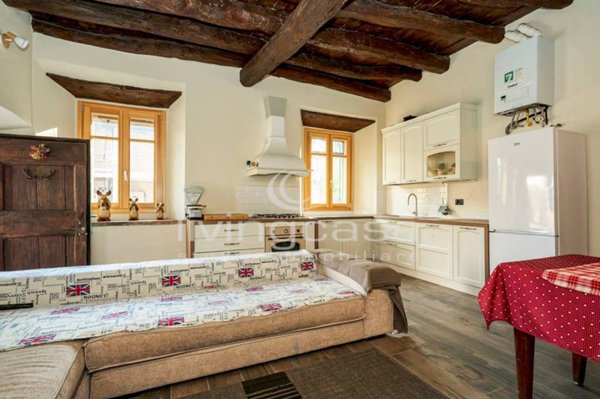 appartamento in vendita a Merone