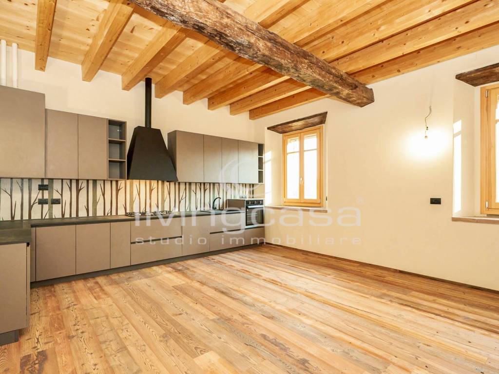 appartamento in vendita a Merone