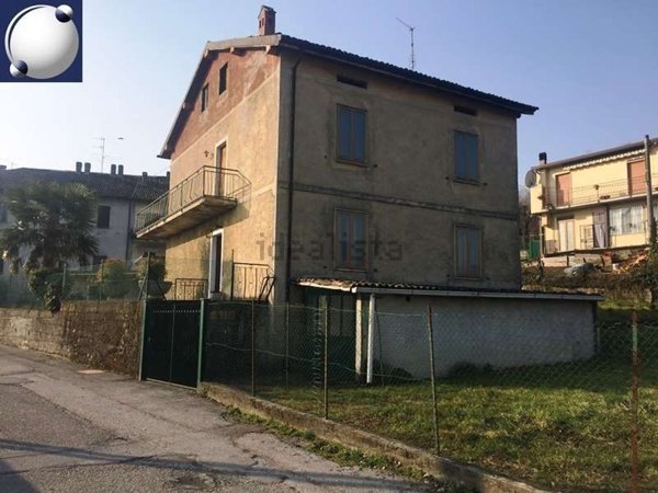 appartamento in vendita a Merone