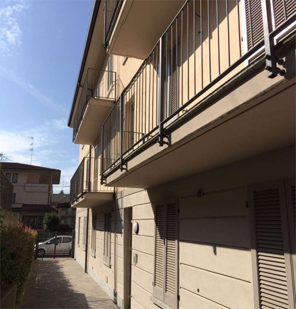 appartamento in vendita a Merone