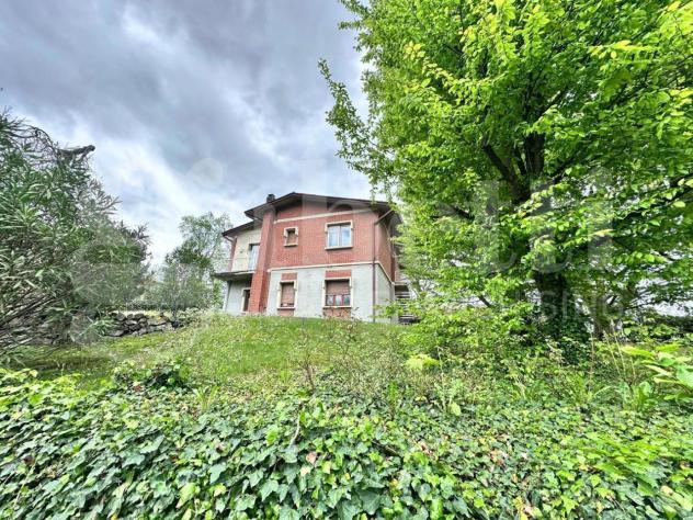 casa indipendente in vendita a Merone