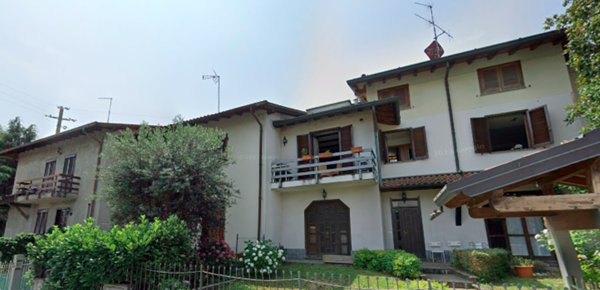 appartamento in vendita a Merone