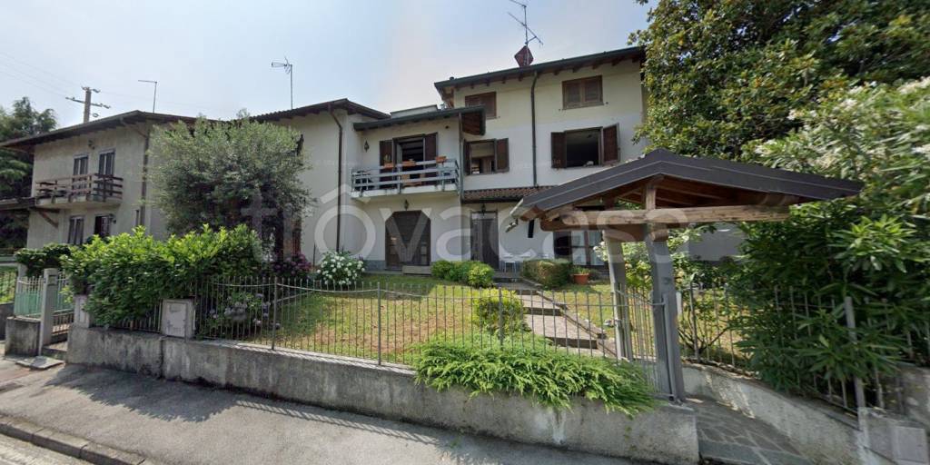 appartamento in vendita a Merone
