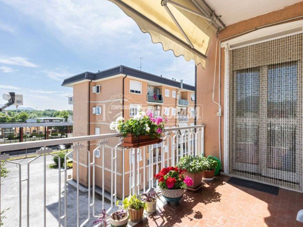 appartamento in vendita a Merone