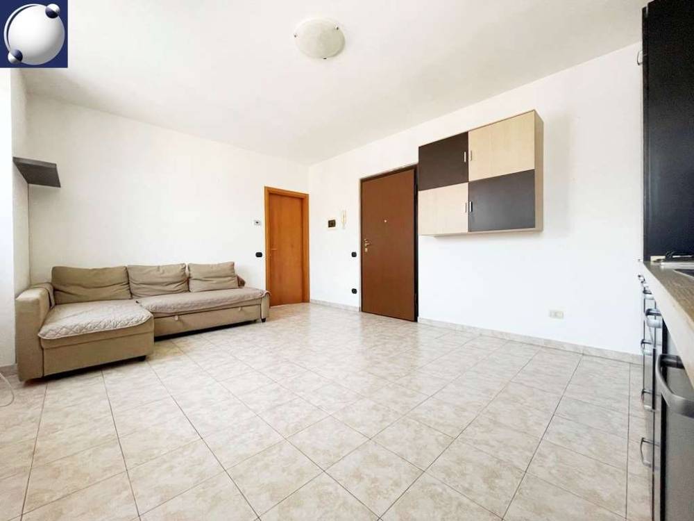 appartamento in vendita a Merone