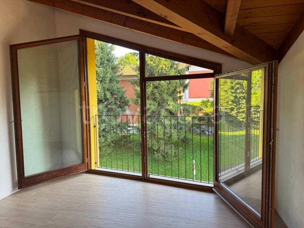 appartamento in vendita a Merone