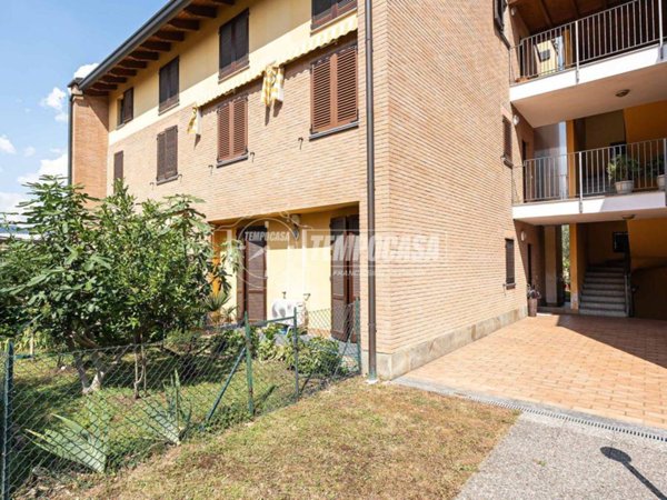 appartamento in vendita a Merone