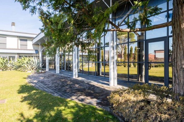 loft in vendita a Merone