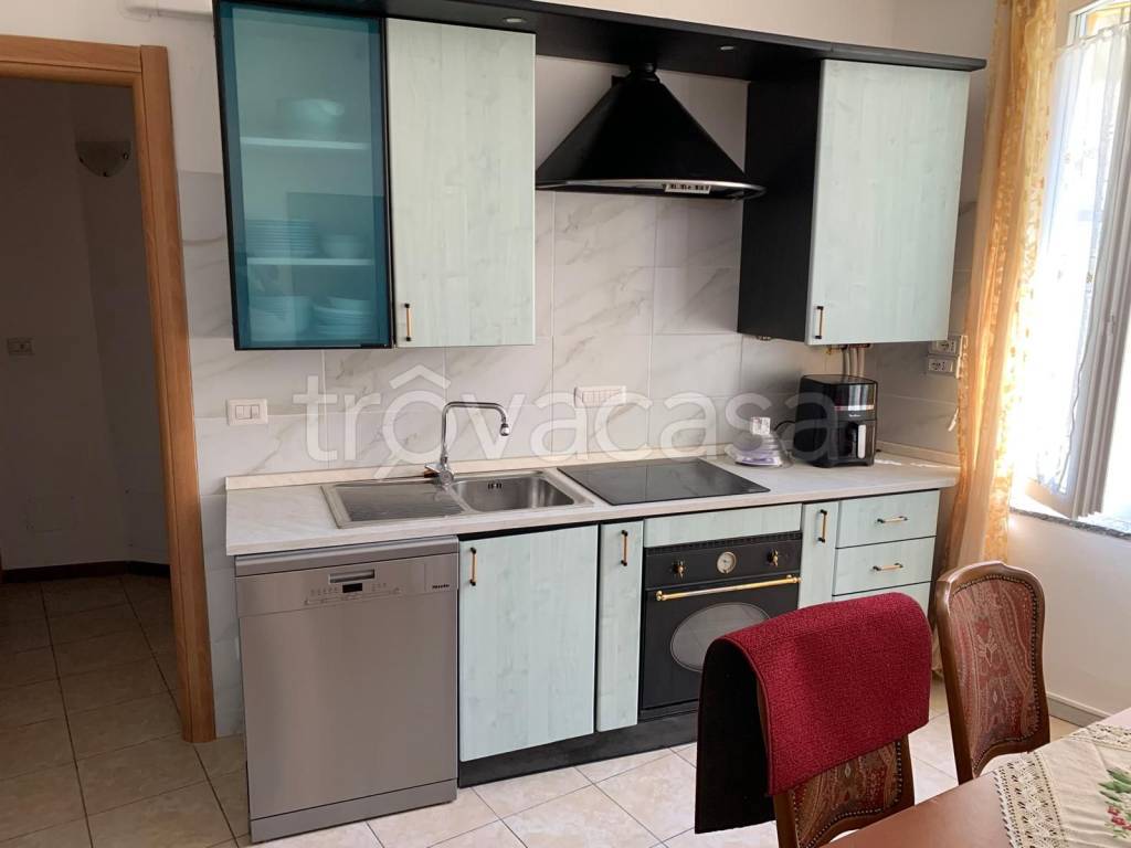 appartamento in vendita a Merone