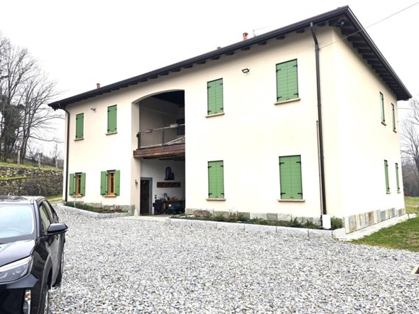 appartamento in vendita a Merone