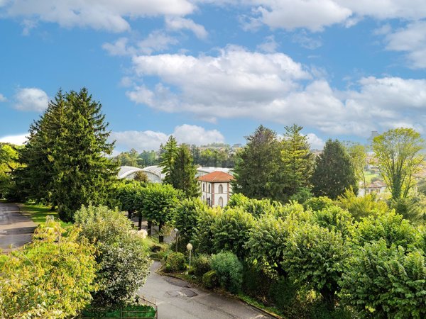 appartamento in vendita a Merone