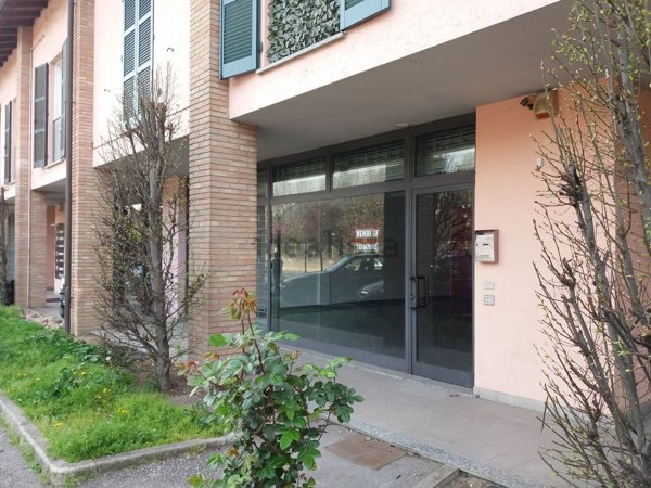 ufficio in vendita a Merone