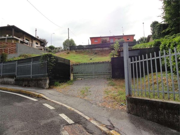 bifamiliare in vendita a Merone