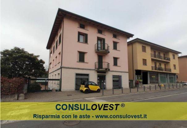 appartamento in vendita a Merone