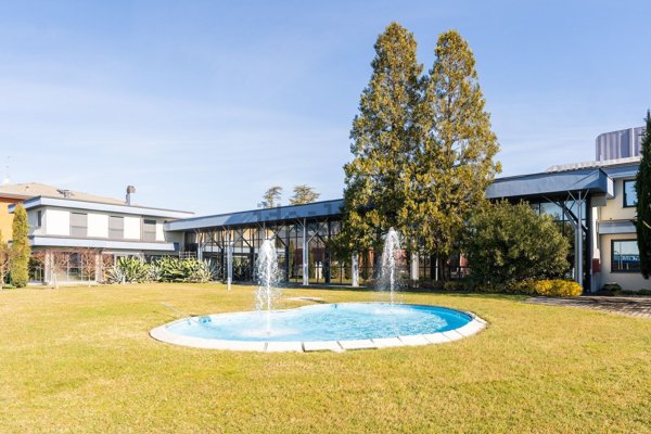 loft in vendita a Merone