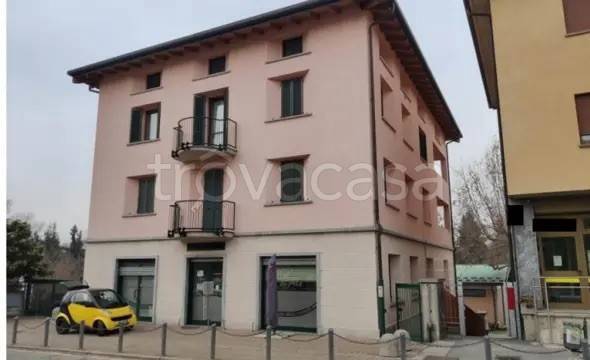 appartamento in vendita a Merone