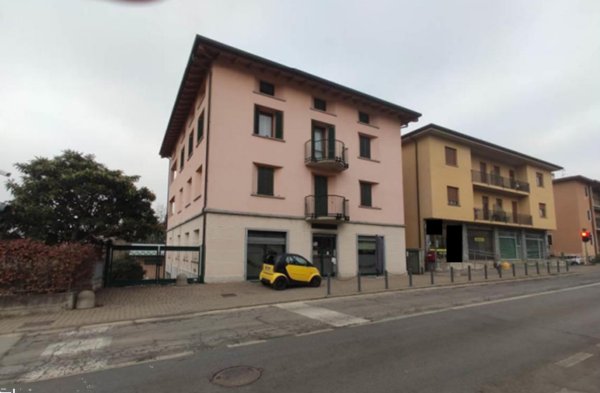 appartamento in vendita a Merone