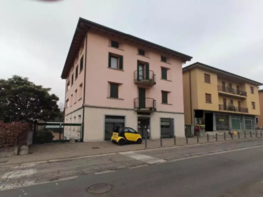 appartamento in vendita a Merone