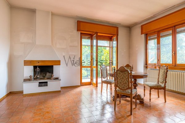 casa indipendente in vendita a Merone