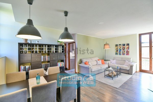 appartamento in vendita a Merone