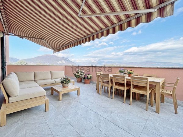 appartamento in vendita a Merone