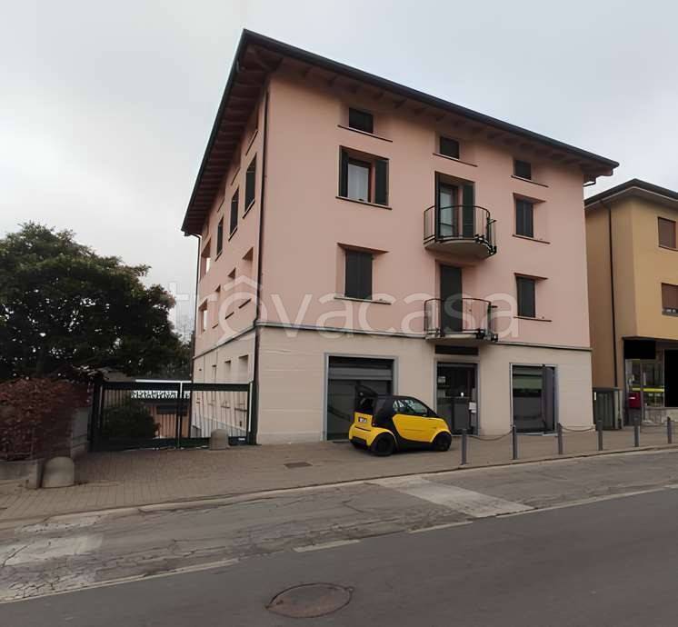 appartamento in vendita a Merone