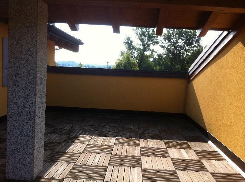 appartamento in vendita a Merone