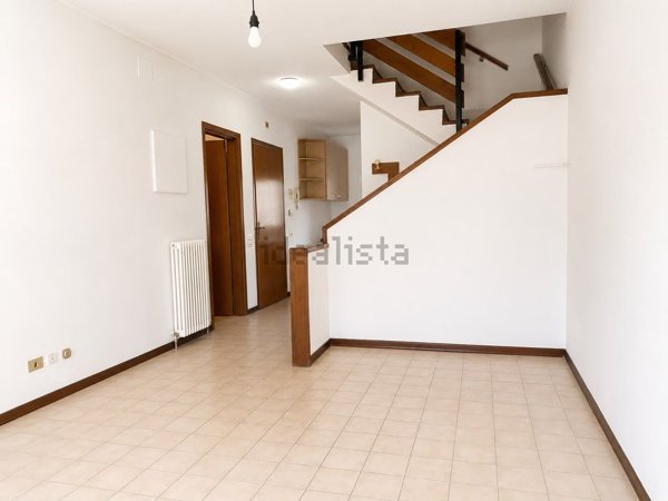 appartamento in vendita a Merone
