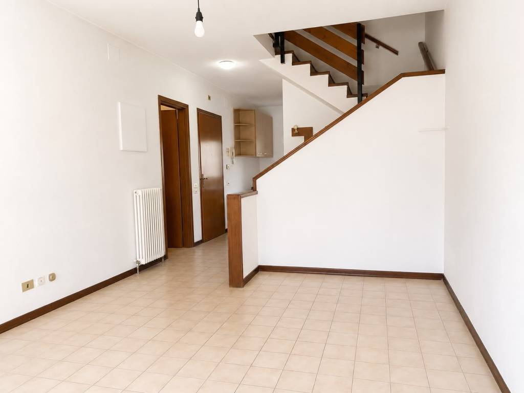 appartamento in vendita a Merone